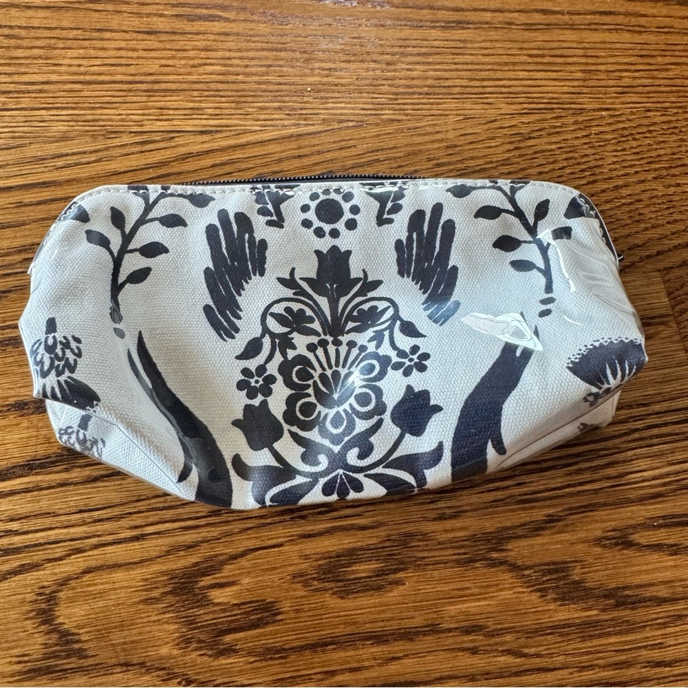 Roller Rabbit Floral Black and Gray Toiletry Pouch